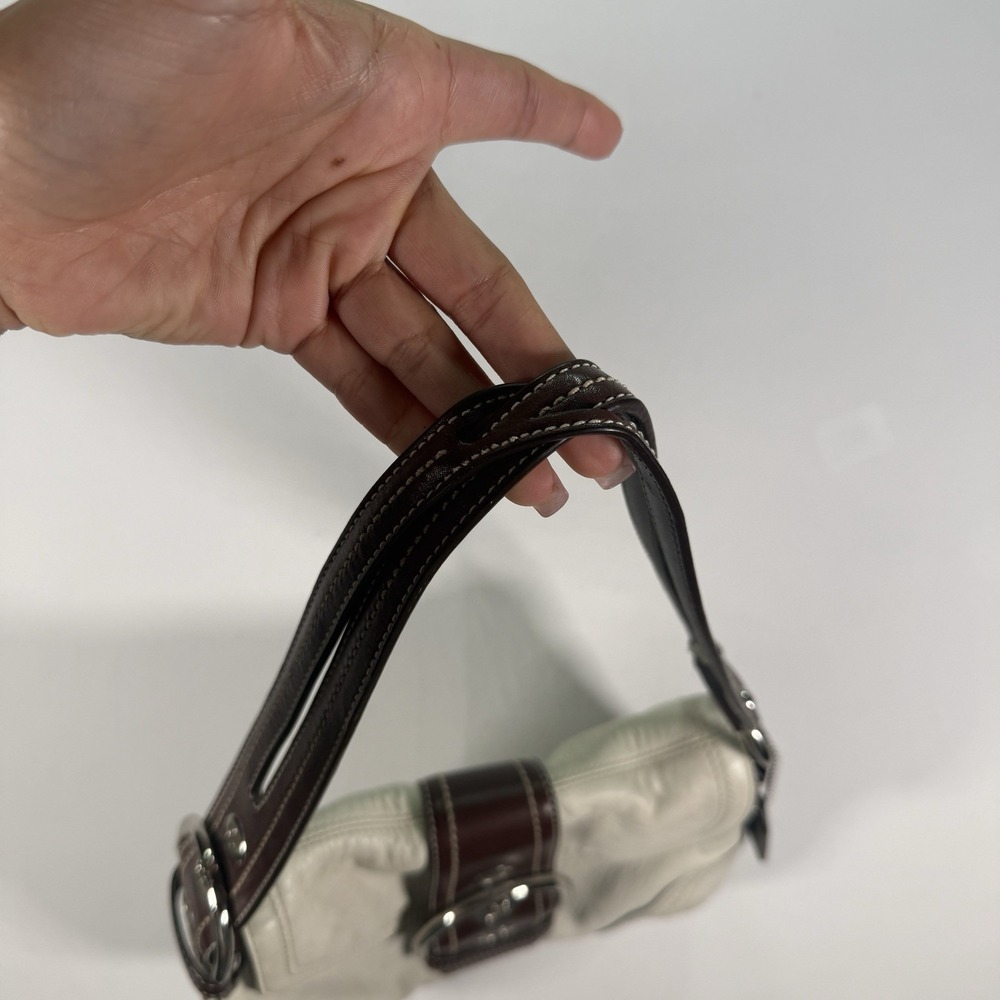 Coach Y2K Soho Off White/Brown Leather Shoulder Handbag Buckle Flap - Picture 7 of 11